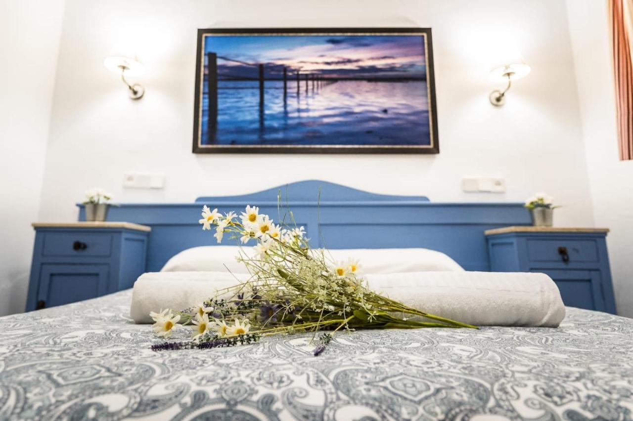 Pension Frasquita Hotel Matalascanas Bagian luar foto